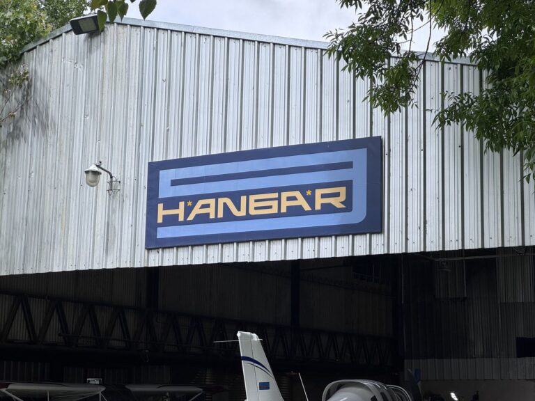 Hangar 9 base hangar2